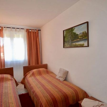 Apartment Dana Rovinj Exterior photo