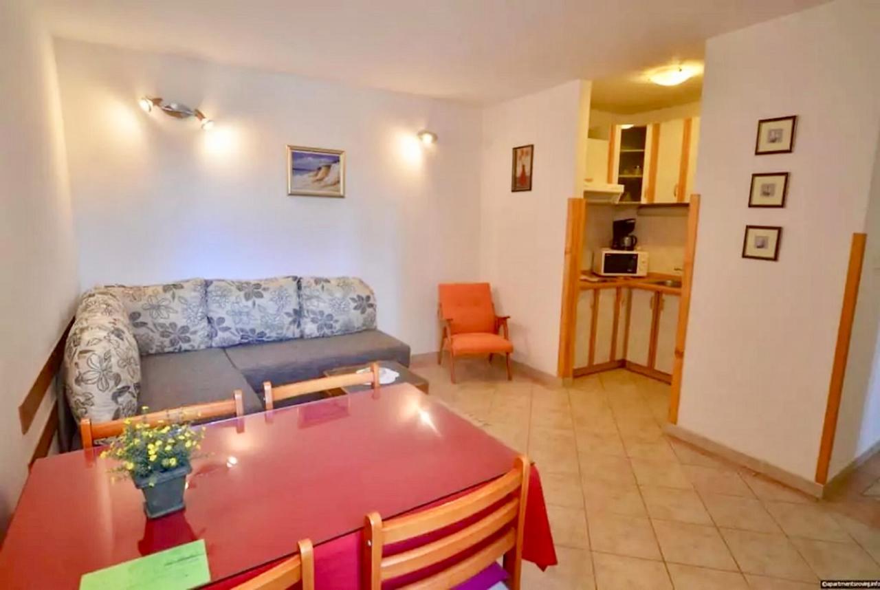 Apartment Dana Rovinj Exterior photo